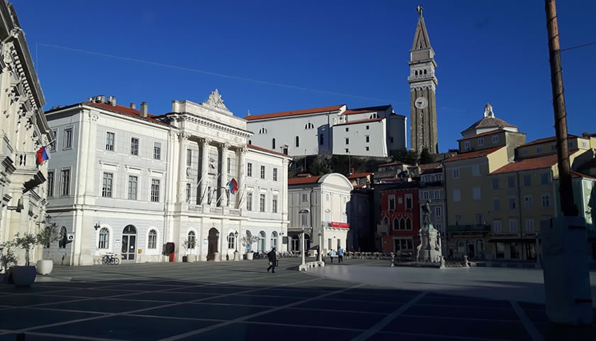 Javna dražba prodajo nepremičnin v lasti Občine Piran